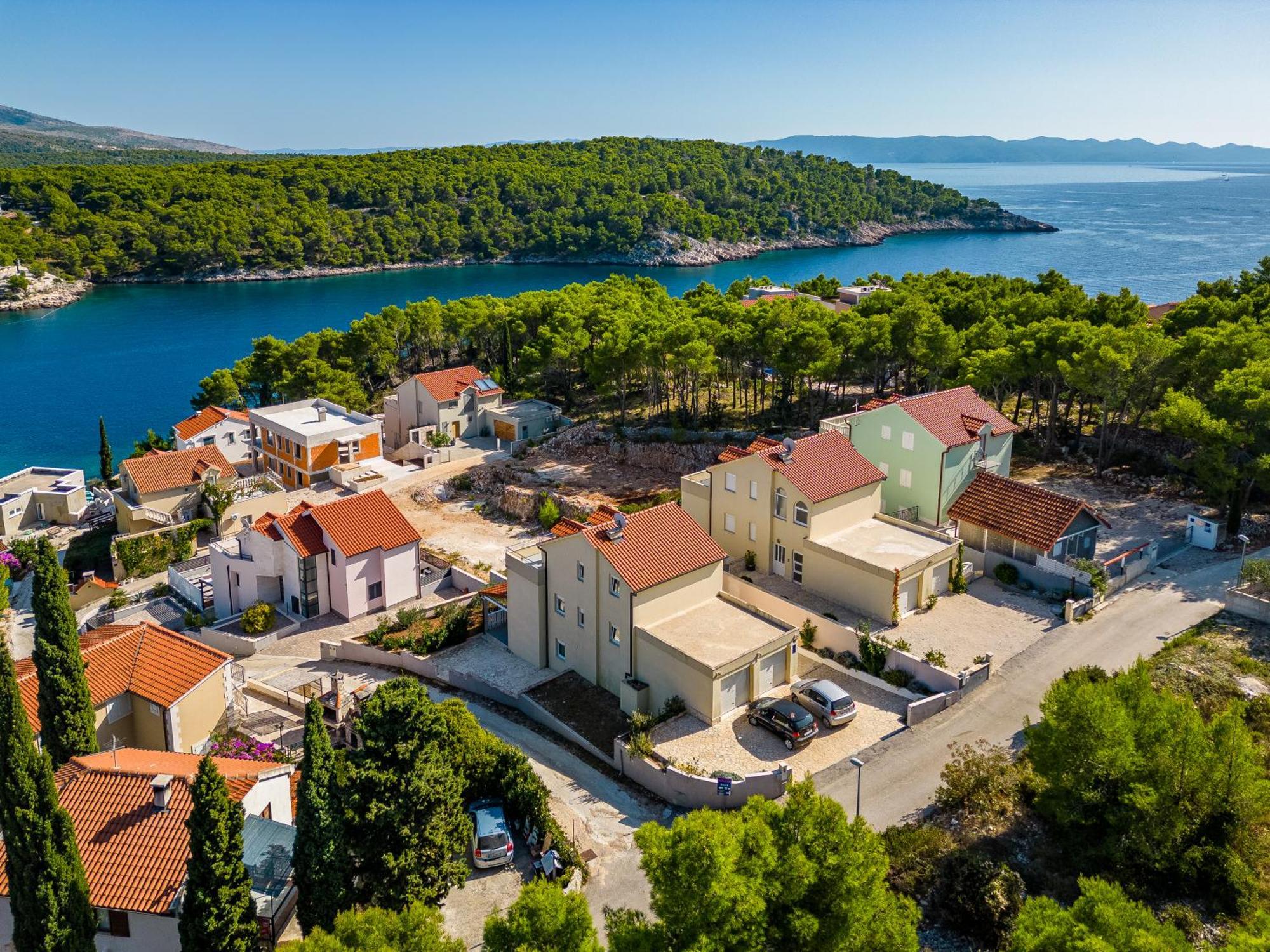 Villa Zdenka Милна Екстериор снимка